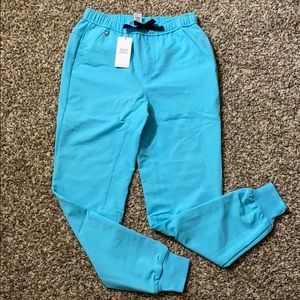 FIGS! Limited neon blue edition